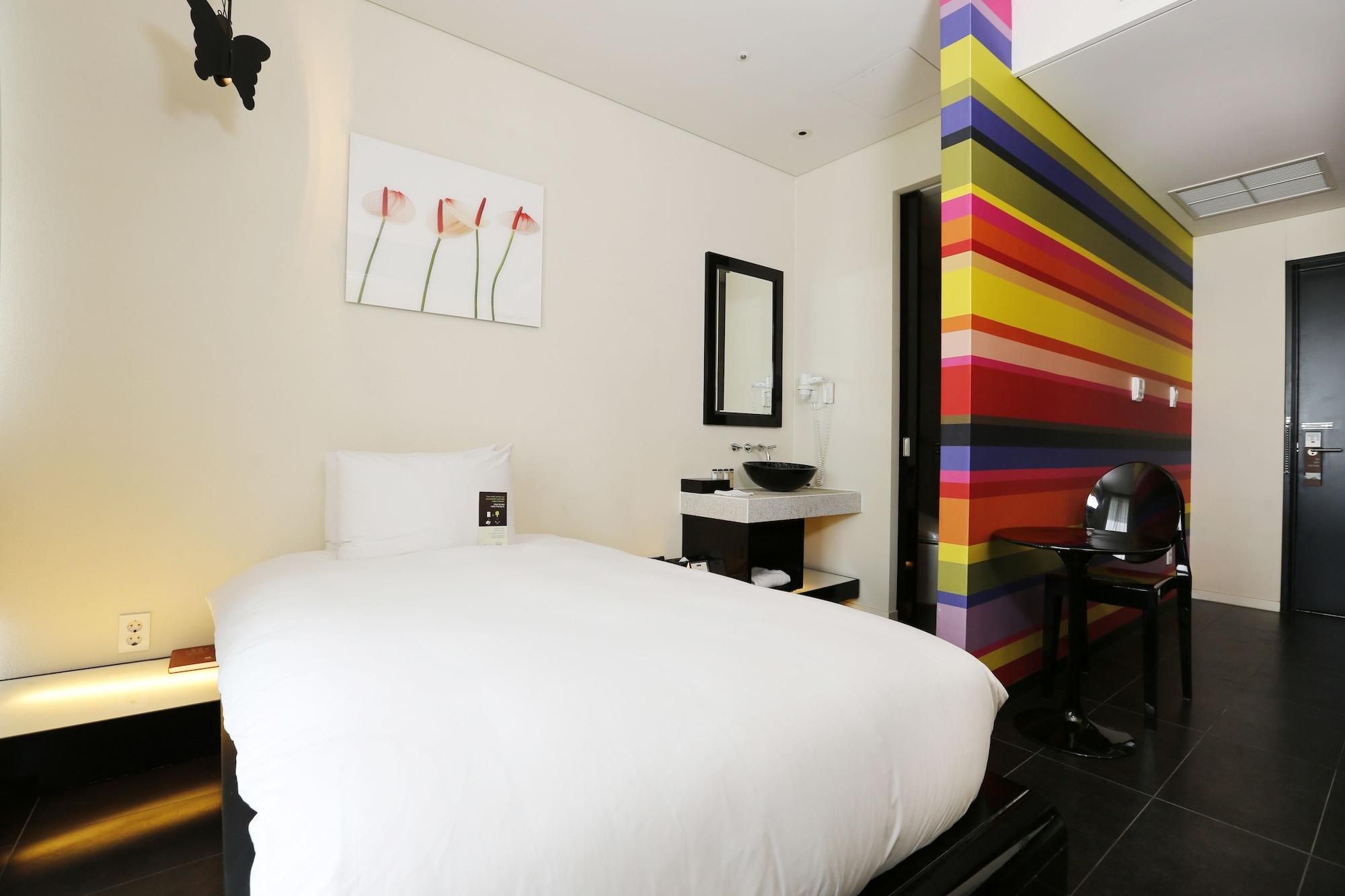Grand Mercure Ambassador Changwon Exterior foto