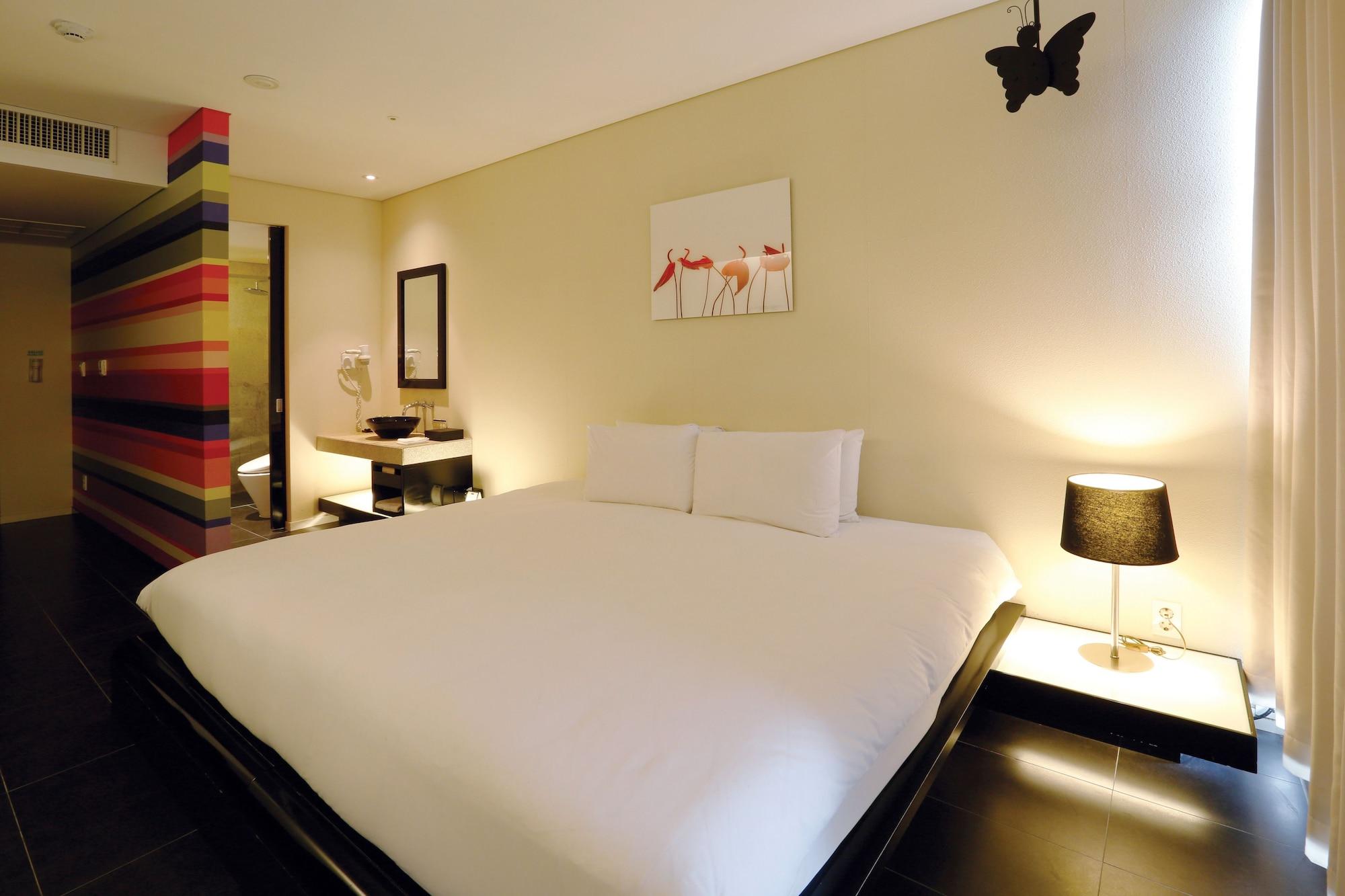 Grand Mercure Ambassador Changwon Exterior foto
