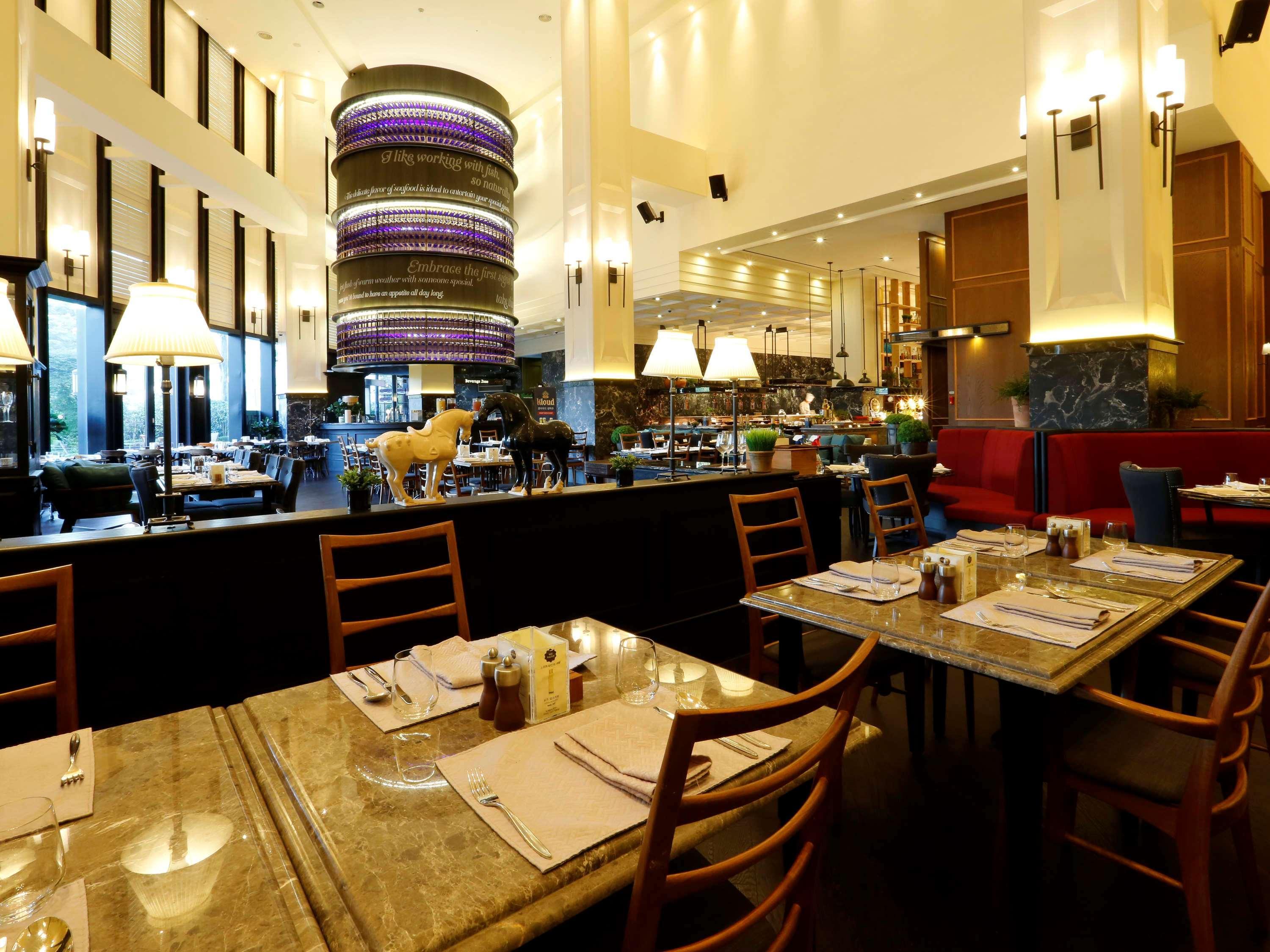 Grand Mercure Ambassador Changwon Exterior foto